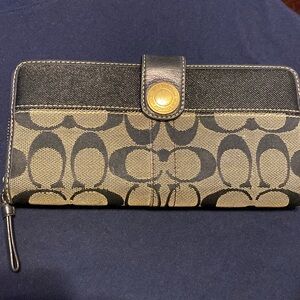 Coach Signature Stripe Wallet